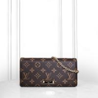 ราคา สินค้าแท้มือสอง Louis Vuitton women's bag กระเป๋าหลุยส์ วิตตอง สีน้ำตาล สายโซ่ กระเป๋าสะพายข้าง M82509 (43300075808)