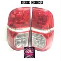 ราคา ไฟท้าย วีโก้ แชมป์ VIGO 2012 CHAMP ตราเพชร อย่างดี ซ้าย,ขวา เฉพาะไฟท้าย ไม่มีขั้วไฟท้าย ราคาต่อข้าง งานสวยงานดี (17275877040)