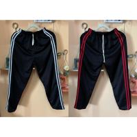 ราคา ส่งต่อ มือ1 ของใหม่ กางเกงวอร์ม ขายาว ขาปล่อย เอวยางยืด สีดำ แถบสีขาว สีแดง มีกระเป๋าข้างขวา กางเกงพละ ชุดพละ นักเรียน (40955499200)
