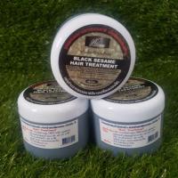 ราคา 3 ปุก คุ้มกว่า! โคลนหมักผมน้ำมันงาดำ ผสานสาหร่ายเกลียวทอง 3 ปุก ขนาด 300g (473939782)