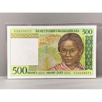 ราคา ธนบัตรรุ่นเก่าของประเทศมาดากัสการ์ ชนิด500Francs ปี1994 UNC (22136284522)
