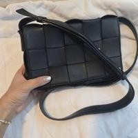 ราคา Bottega Veneta ❌️SOLD❌️ มือสองสภาพดี (27820429128)