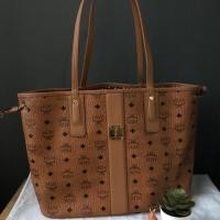 ราคา McM used Like new (2508317634)