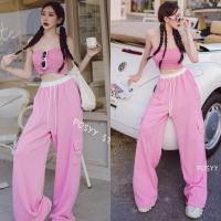 ราคา Posyy Style งานตามหา หายากมาก ทั้งชุด ใส่ครั้งเดียว ✅ Set เกาะอกไหมพรมสีชมพู + กางเกงวอร์มสีชมพูขอบขาว (29109880715)