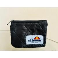 ราคา ELLESSE [2hand] กระเป๋าสตางค์หนังสีดํา Elesse (42675880525)