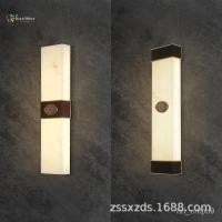 ราคา LUSS ☃❡◑โคมไฟติดผนังพื้นหลังห้องนั่งเล่นสไตล์จีนใหม่หรูหราเบาๆทองแดงหินอ่อนห้องนอนโคมไฟข้างเตียงบันไดยาวทางเดินโคมไฟหยก (29151723825)