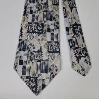 ราคา เนคไทมือสอง Claudio Valentino Men's Silk Tie Floral Art Design Blue White Necktie (42113923361)