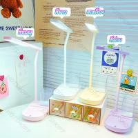 ราคา จัดส่งวันนี้ โคมไฟตั้งโต๊ะป้องกันดวงตา ไฟอ่านหนังสือ LED ดอกไม้ โคมไฟสัมผัสพับได้ ชาร์จ + ปลั๊ก ปรับระดับได้ ไฟ 3093 (21882377268)