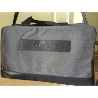 ราคา กระเป๋าสะพาย Tommy Hilfiger ของแท้ ตัวกระเป๋าเป็นผ้า ฐานพื้นกระเป๋าด้านนอกเป็นหนัง pvc สายสะพายปรับได้ (2285162154)