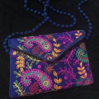 ราคา กระเป๋าปักลายสะพายข้างจากอินเดีย ผ้าปักแฮนด์เมด ของฝากจากอินเดีย (1760144524)