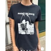 ราคา พร้อมส่งจากไทย Brandy Melville Chloe Radio Salience เสื้อยืดสกีนอย่างดี (24328530621)