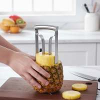 ราคา มีดปอกสับปะรดแบบวันพีซ Ananas เครื่องปอกสับปะรด มีดตัด มีดคว้านแกน เครื่องมือในครัวสําหรับใช้ในบ้าน (54651101197)