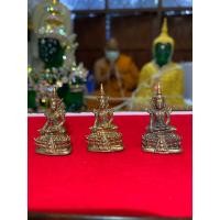 ราคา พระจักรพรรดิทองเหลือง(หรือสมเด็จองค์ปฐมบรมมหาจักรพรรดิ)หน้าตัก1นิ้ว (20589651999)