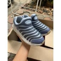ราคา รองเท้าผ้าใบเด็ก Nike Free มือสองของแท้ ขนาดเท้า 20CM (4158883536)