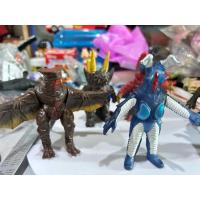 ราคา (2) แท้ ซอฟยาง ฟิก อุลตร้าแมน สัตว์ประหลาดอุลตร้าแมน และอื่น ๆ ขนาด 3-4 นิ้ว (42108325627)