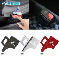 ราคา 1/2 ชิ้น Isuzu Dmax Mux หัวเข็มขัดนิรภัยรถ หัวเสียบเข็มขัดนิรภัย ตัวเก็บเสียงเข็มขัดนิรภัยแบบโลหะผสมสังกะสี สำหรับ ISUZU Panther Elf Traga Trooper MU7 TFR Crosswind Panther Sportivo (19686279562)