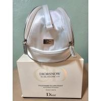 ราคา ส่งต่อ กระเป๋าเครื่องสำอางค์Dior2ซิปพร้อมหูหิ้วสีขาวสไตล์ลูกคุณ ของแท้‼️(มีตำหนิเล็กน้อย) (50500644414)