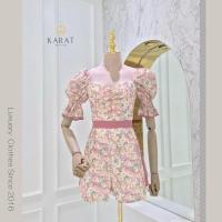 ราคา SALE งานป้ายkarat กะรัต จั๊มสูทขาสั้น ลายดอกไม้ สีหวาน ไซส์M (6973488209)