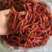 ราคา พริกแห้งหัวเรือ เด็ดก้าน [500 กรัม] พริกแห้งศรีสะเกษแท้ เผ็ด หอม (43717760971)