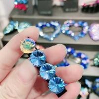 ราคา กิ๊บผมหรูหราพรีเมี่ยม สวารอฟสกี้คริสตัลและเพชร ทรงเหลี่ยม สำหรับ 여성 (51601160555)