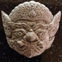 ราคา บรมครูพระพิราพ มหาเทพ เทพาธิบดี เนื้อผงว่าน ผสมสีผึ้ง หลวงปู่บุญ วัดทุ่งเหียง (17458514042)