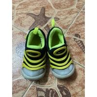 ราคา รองเท้าผ้าใบเด็กมือสอง สภาพดี (28265668492)