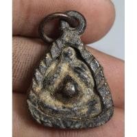 ราคา พระปิดตาเหรียญหล่อเก่าหลังตะกรุด (27179687466)