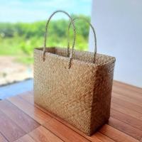 ราคา ฟรี ใส่มุมหนังให้ ตะกร้าใบใหญ่ ใส่เสื้อผ้า ใส่ปิ่นโตไปวัด ขนาด 17*7*13 นิ้ว กระเป๋าสานกระจูด (24524641236)