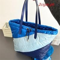 ราคา [ข้อเสนอพิเศษ] Estee Lauder 21 ใหม่ กระเป๋าสะพายไหล่ ทรงโท้ท ลายทาง สีฟ้า สามชิ้น (25854052210)