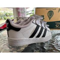 ราคา (ราคาป้าย 2,200) Superstar adidas ORIGINALS รองเท้า สีขาว FV3657 Size.K4,K5♥ (8625417902)