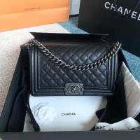 ราคา Very new‼️Chanel boy 10" caviar rhw holo27 (6948813510)