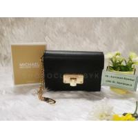 ราคา ของแท้ ของใหม่ % Michael Kors พวงกุญแจ ใส่บัตร ใส่เหรียญ หนังสีดำ ดูหรู (#35T9GYKD5B) (3395532636)