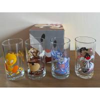 ราคา เซทแก้วน้ำลูนีย์ทูนส์ looney Tunes 4 ใบ พร้อมกล่อง (29891362224)