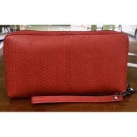 ราคา กระเป๋าสตางค์ใบยาว กระเป๋าใส่การ์ด กระเป๋าหนังแท้ หนังงูแท้ สีแดง ของใหม่ (5487413073)