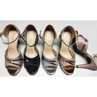 ราคา 139 รองเท้าคัทชูกากเพชร สีทอง , นาค , เงิน ส้นสูง 3นิ้ว มีสายรัดข้อเท้า Penne (28866607441)