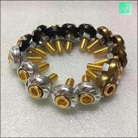 ราคา แหวนซาลาเปากัดลายหัวจม เบอร์10 + น็อตตัวผู้ / ตัวเมีย - ใส่กระจังหน้ารถ ICON หรือ ฝาข้างชุดสี HONDA ( ขาย 5 ชุด 75 บาท ) (14905803896)