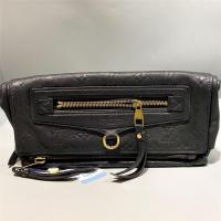 ราคา LV Louis Vuitton กระเป๋าคลัทช์หนังนูนสีดำสำหรับผู้หญิง (18966573918)