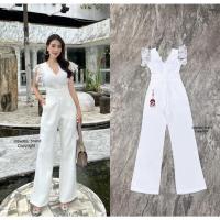 ราคา พร้อมส่ง Size: L จั๊มสูทขายาวแขนระบายสีขาว งานป้าย Bellita (18362180948)
