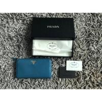 ราคา กระเป๋าสตางค์มือสองแบรนด์ Prada รุ่น (3111685121)