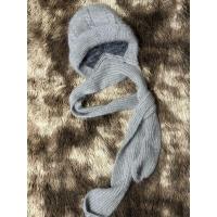 ราคา หมวกถักไหมพรมพร้อมผ้าพันคอ มือสอง มือ2 (41921892934)