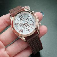 ราคา Watchtime นาฬิกาข้อมือแฟชั่นผู้หญิง เอมเค หน้าปัดขนาด 35 มม. ขอบพริ้งโกล สายยาง พร้อมกล่องดำแถมฟรี (16280343890)