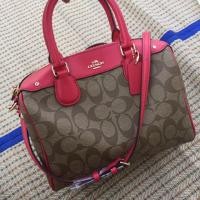 ราคา กระเป๋าสะพาย Coach F58312 หมอนมินิ 9" (249642003)