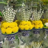 ราคา (โปรโมชั่น ค่าจัดส่ง ราคาถูก )พานพุ่มดาวเรืองแซมก้านพุด ดินไทยปั้นประดิษฐ์ สูง 9นิ้ว ราคาพานละ549 (25892014676)