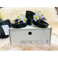 ราคา รองเท้า Jaspal สีดำแต่งด้วยดอกไม้สีขาวno.36ราคาปรกติ1,995 (23357864938)