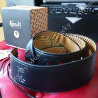 ราคา [พร้อมส่ง!] สายสะพายกีต้าร์- เบส Fender หนังแท้ / สายสะพาย Kazuki รุ่นTW12 แบบหนัง เลือกรุ่นได้ (343352278)