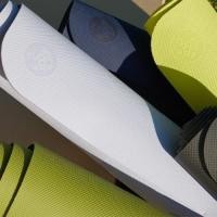 ราคา Manduka เสื่อโยคะ Manduka รุ่น begin yoga mat 5mm (68") (8989331622)