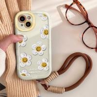 ราคา ส่งจากไทย เคสสำหรับไอโฟน15 ลายดอกเดซี่ หน้ายิ้มสวย เคสครอบเต็มกล้อง For IPhone 11 13 12 14 15 16 Pro 8 7Plus X XR XS Max (43956242654)