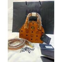 ราคา MCM half moon mini สี ออริ ของใหม่มือ 1 แท้ 100% (19992904043)