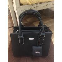 ราคา กระเป๋ามือสองแบรนด์ FOF แท้ กระเป๋ามือ2 สภาพใหม่มากใช้ครั้งเดียว แ (3896560105)