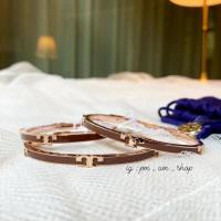 ราคา แท้% ( ผ่อนได้ 10 เดือน)Tory Burch กำไล สีโรสโกล-น้ำตาล (10531220352)